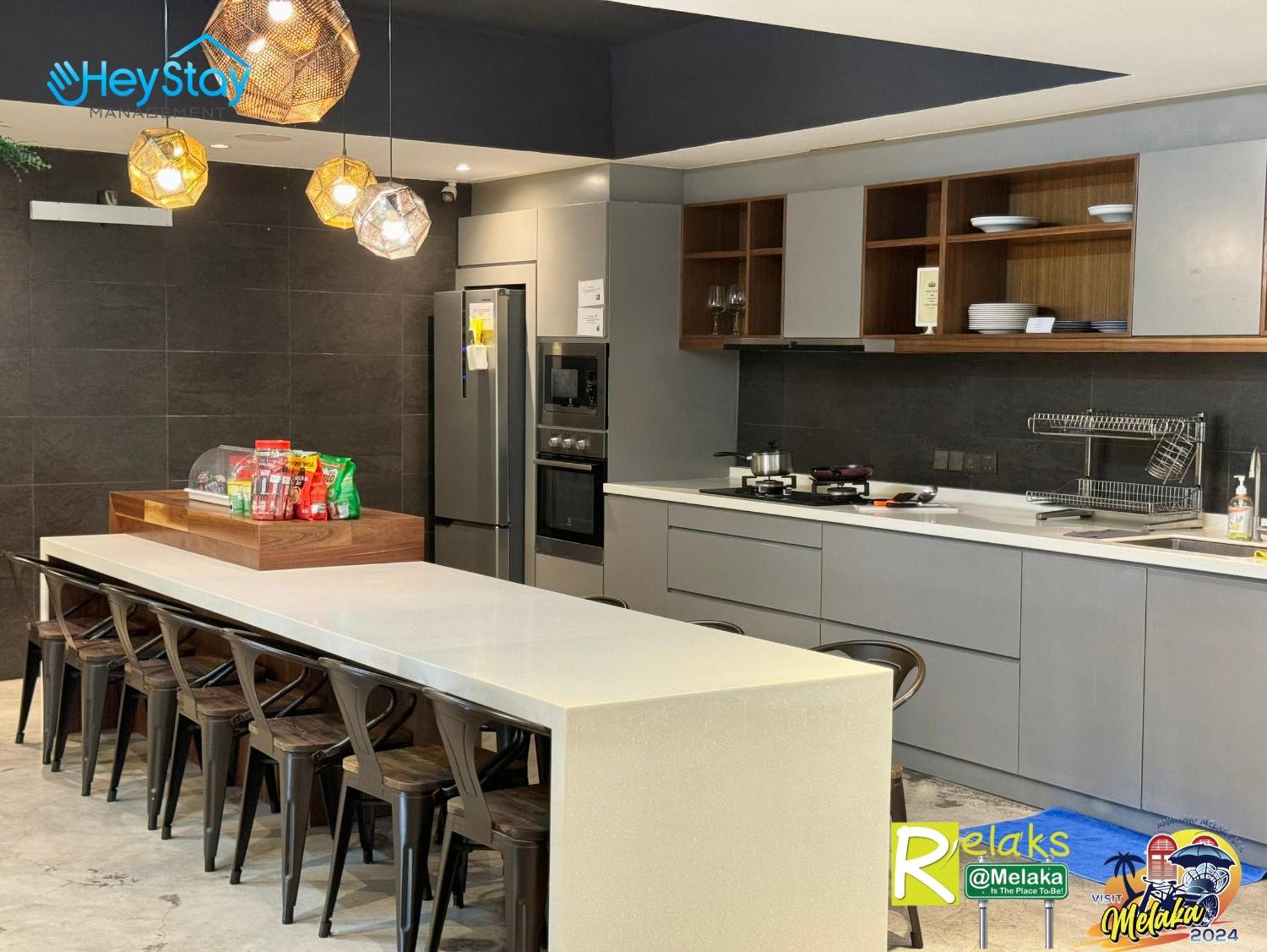 Modern Cave Guest House Walking Distance 5Mins To Jonker Malacca Екстериор снимка